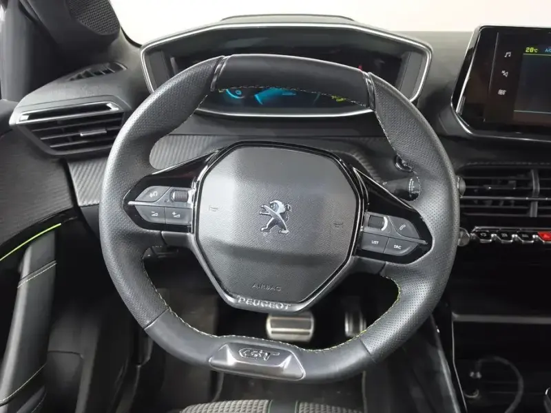 2022 Peugeot 208 с пробегом 44 698 км