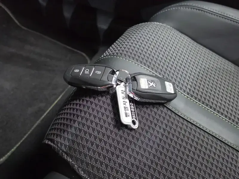 2022 Peugeot 208 с пробегом 44 698 км