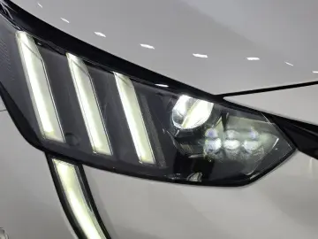2022 Peugeot 208 с пробегом 44 698 км