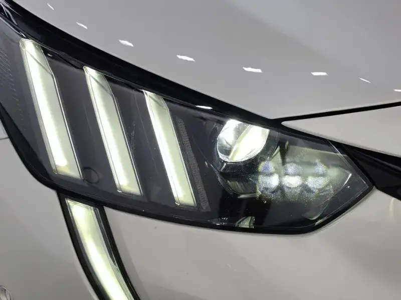 2022 Peugeot 208 с пробегом 44 698 км