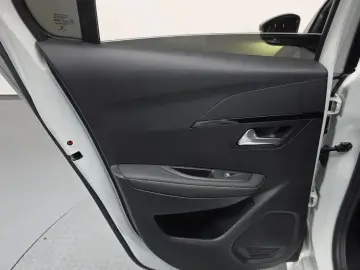 2022 Peugeot 208 с пробегом 44 698 км