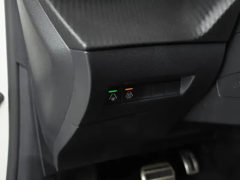 2022 Peugeot 208 с пробегом 44 698 км
