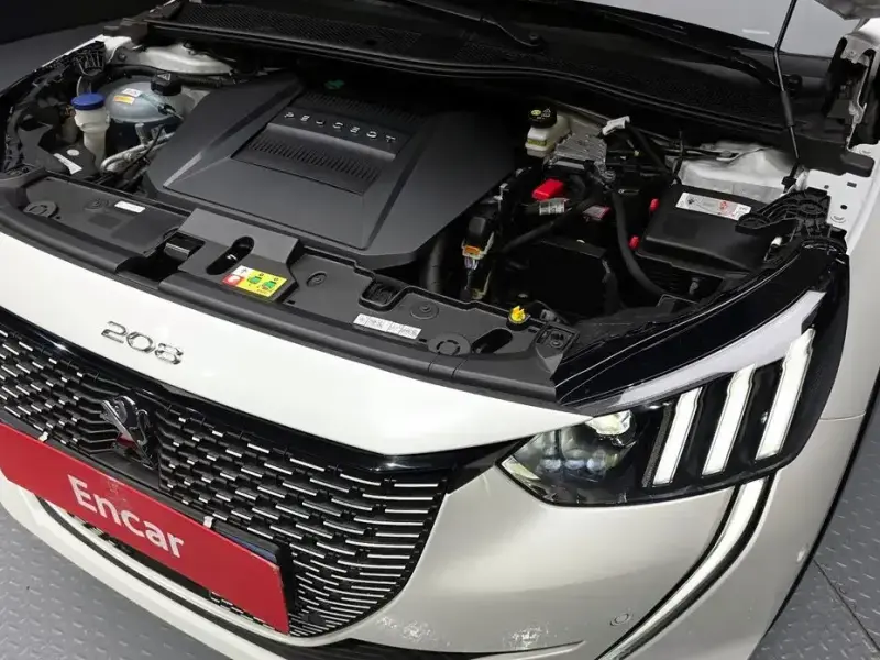 2021 Peugeot 208 с пробегом 19 927 км