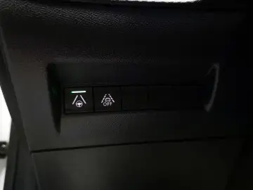 2021 Peugeot 208 с пробегом 19 927 км