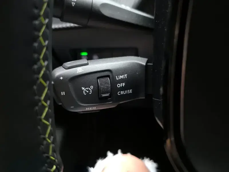 2021 Peugeot 208 с пробегом 19 927 км