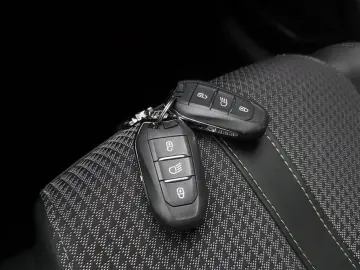 2021 Peugeot 208 с пробегом 19 927 км