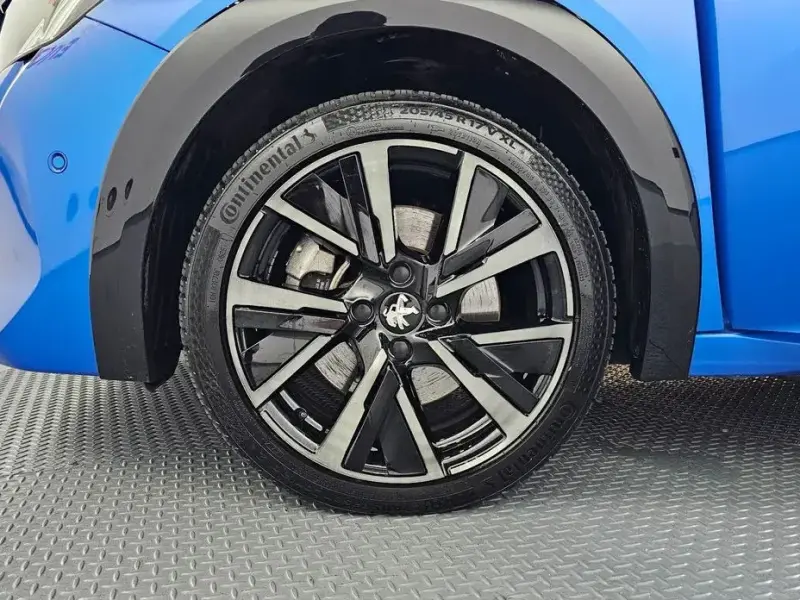 2023 Peugeot 208 с пробегом 103 228 км