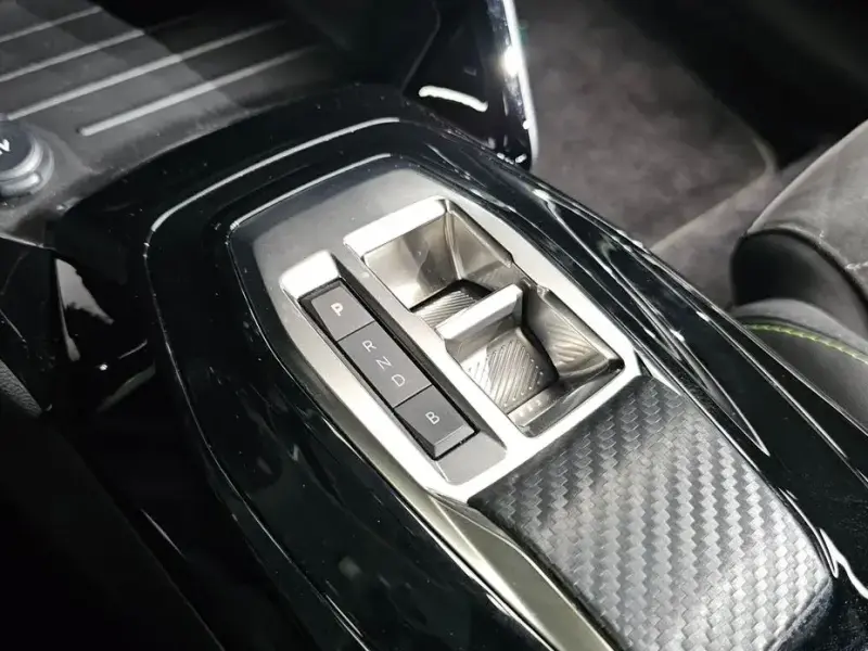 2023 Peugeot 208 с пробегом 103 228 км