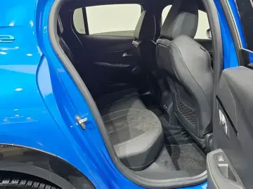 2023 Peugeot 208 с пробегом 103 228 км