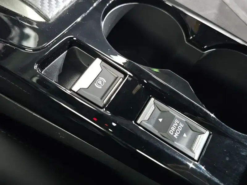 2023 Peugeot 208 с пробегом 103 228 км