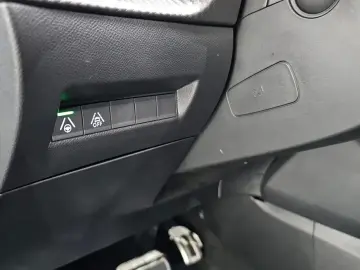 2023 Peugeot 208 с пробегом 103 228 км