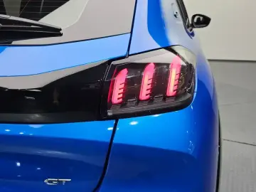 2023 Peugeot 208 с пробегом 103 228 км