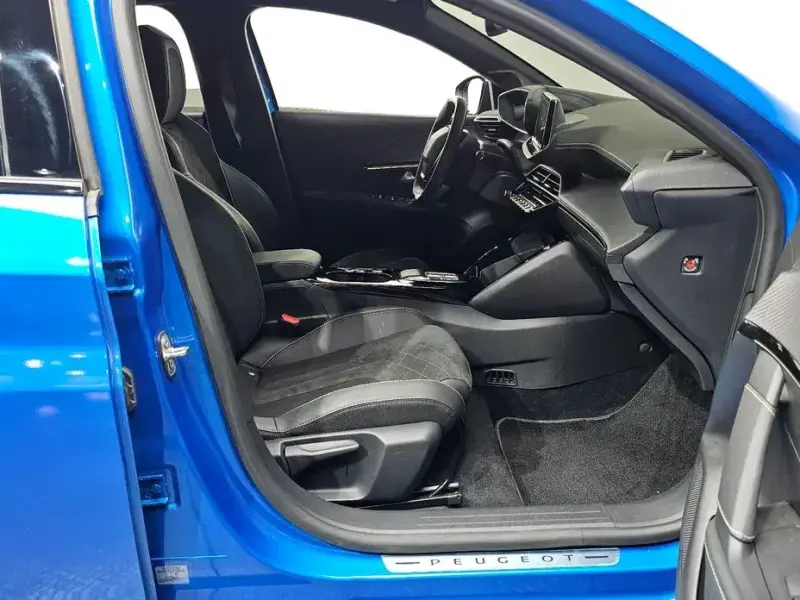 2023 Peugeot 208 с пробегом 103 228 км