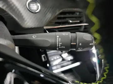 2023 Peugeot 208 с пробегом 103 228 км
