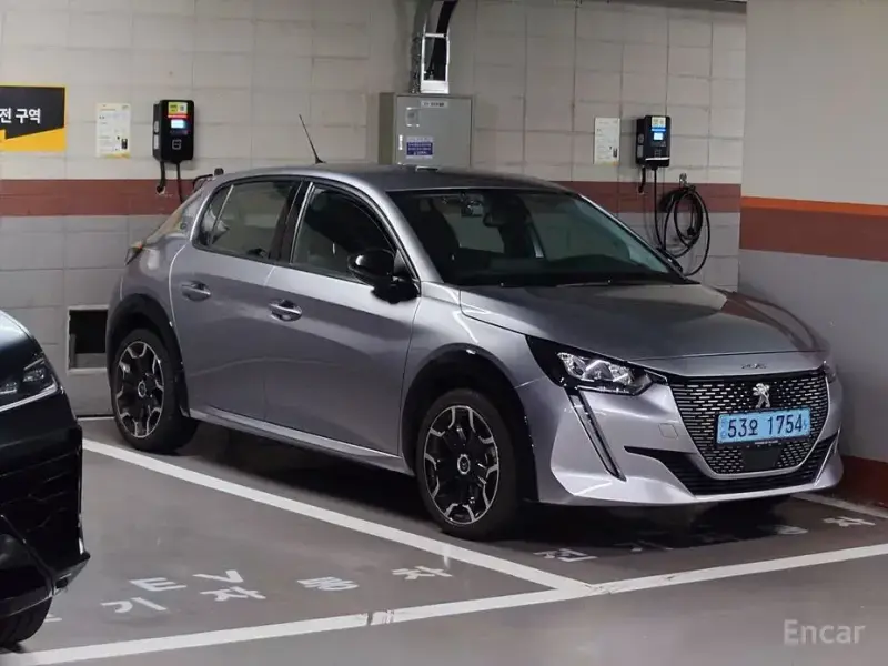 2022 Peugeot 208 с пробегом 104 200 км