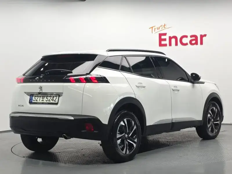 2021 Peugeot 2008 с пробегом 47 919 км
