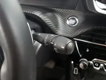 2021 Peugeot 2008 с пробегом 47 919 км