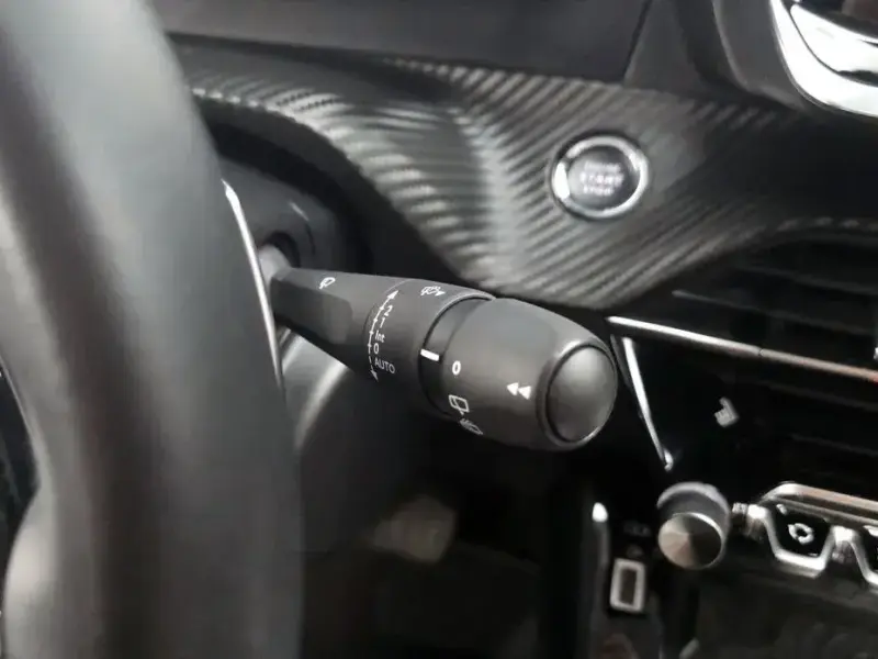 2021 Peugeot 2008 с пробегом 47 919 км