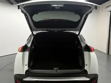 2021 Peugeot 2008 с пробегом 47 919 км