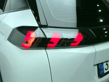 2021 Peugeot 2008 с пробегом 47 919 км