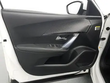 2021 Peugeot 2008 с пробегом 47 919 км