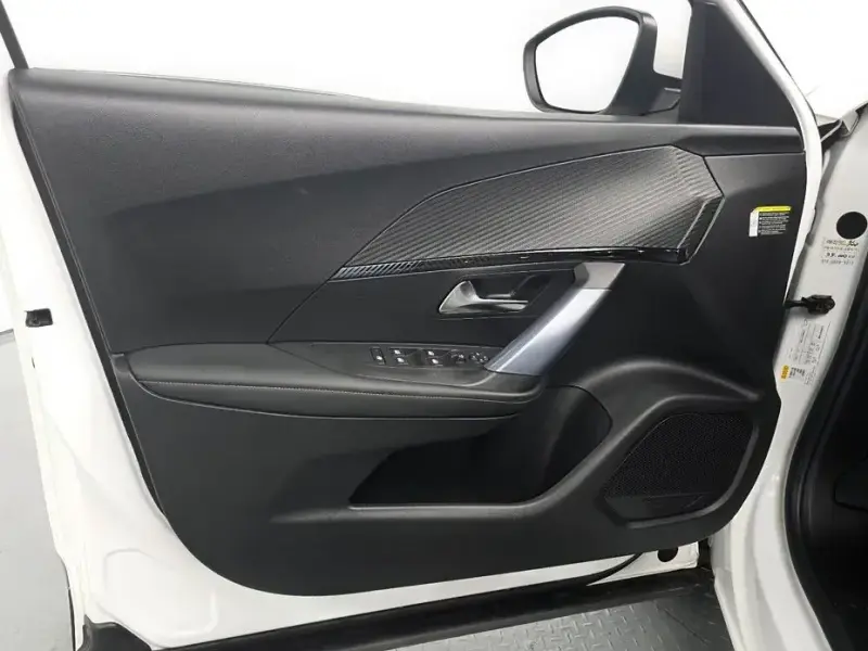 2021 Peugeot 2008 с пробегом 47 919 км