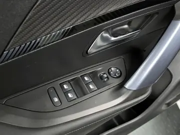 2021 Peugeot 2008 с пробегом 47 919 км