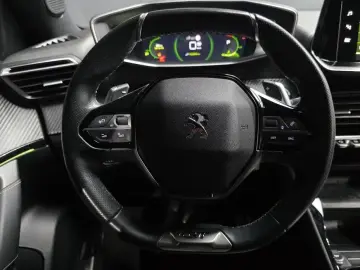 2020 Peugeot 2008 с пробегом 142 886 км