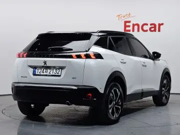 2021 Peugeot 2008 с пробегом 34 251 км