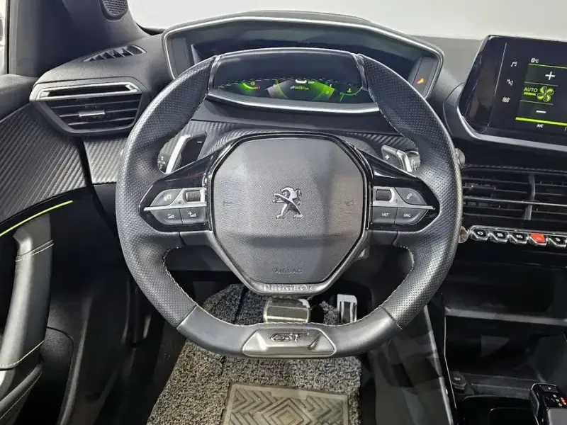 2021 Peugeot 2008 с пробегом 34 251 км