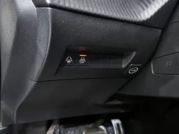 2021 Peugeot 2008 с пробегом 34 251 км