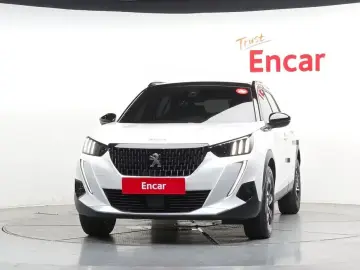 2021 Peugeot 2008 с пробегом 67 885 км