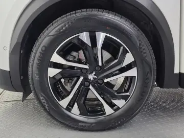 2021 Peugeot 2008 с пробегом 67 885 км