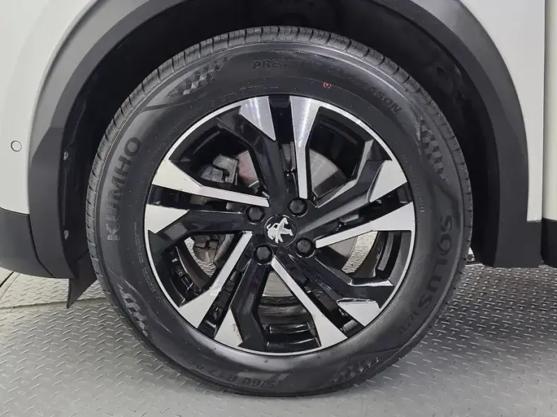 2021 Peugeot 2008 с пробегом 67 885 км