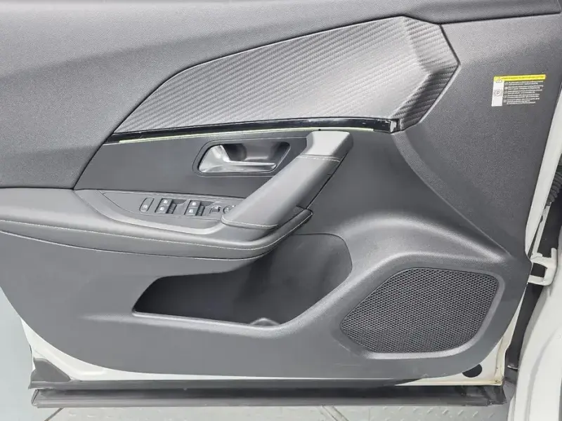 2021 Peugeot 2008 с пробегом 67 885 км