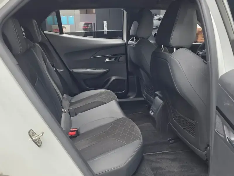2021 Peugeot 2008 с пробегом 67 885 км
