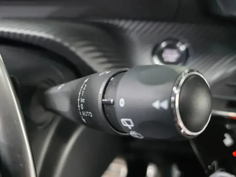 2021 Peugeot 2008 с пробегом 67 885 км