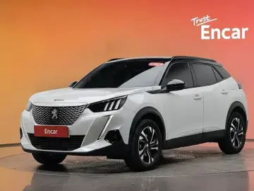 2023 Peugeot 2008 с пробегом 28 371 км