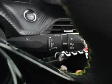 2023 Peugeot 2008 с пробегом 28 371 км