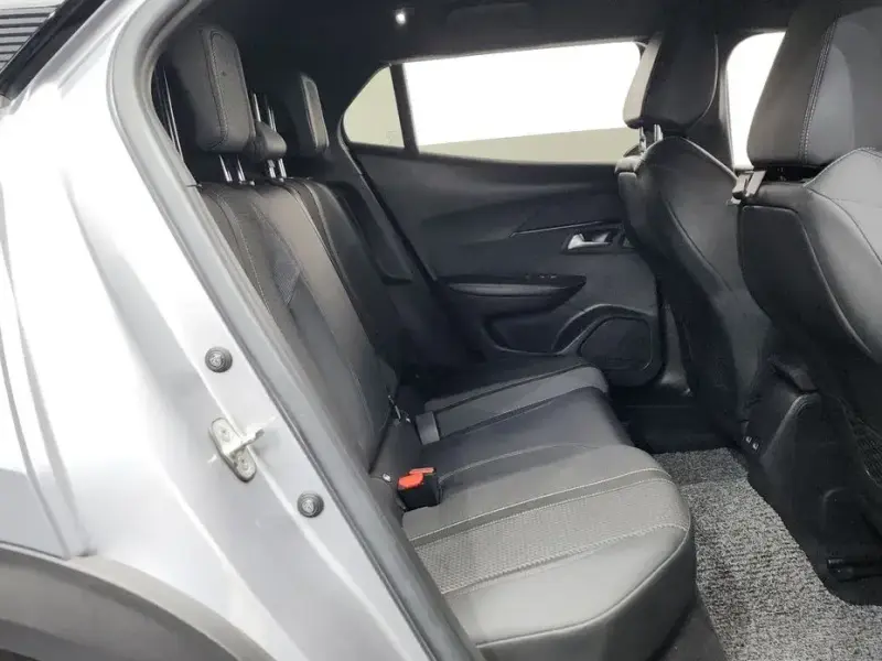 2021 Peugeot 2008 с пробегом 67 083 км
