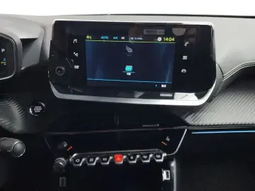 2021 Peugeot 2008 с пробегом 67 083 км