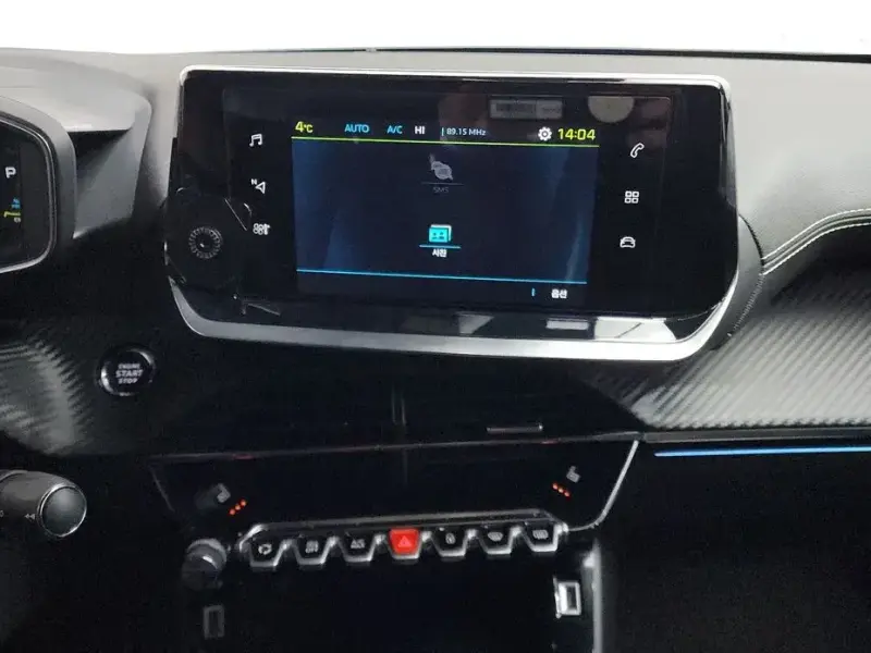 2021 Peugeot 2008 с пробегом 67 083 км
