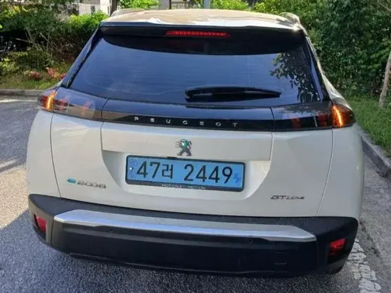 2021 Peugeot 2008 с пробегом 68 000 км