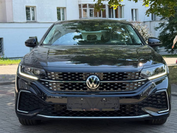 2024 Volkswagen Passat (North America and China) с пробегом 3 035 км