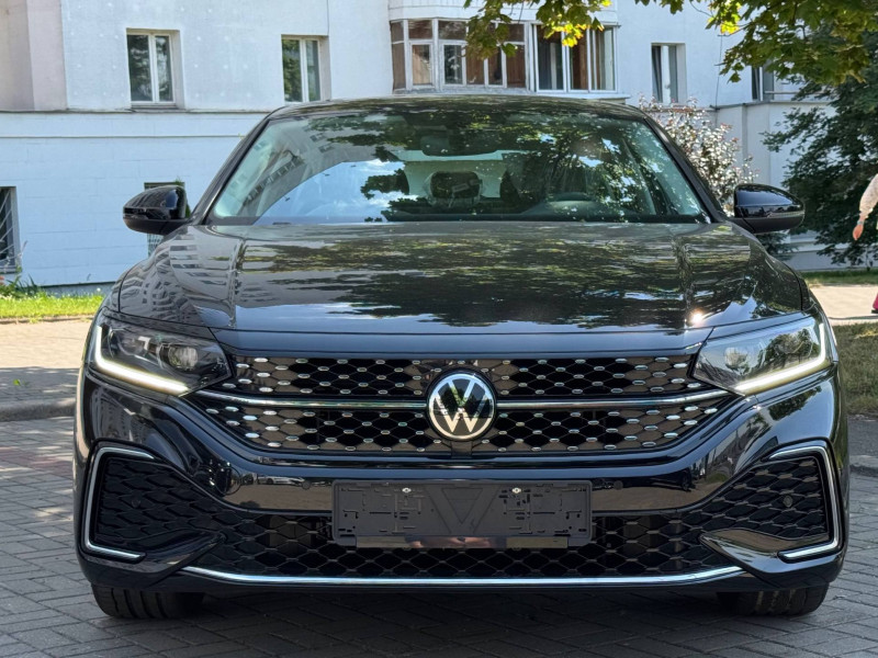 2024 Volkswagen Passat (North America and China) с пробегом 3 035 км