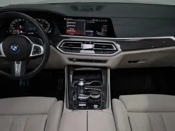 2023 BMW X5 с пробегом 48 063 км