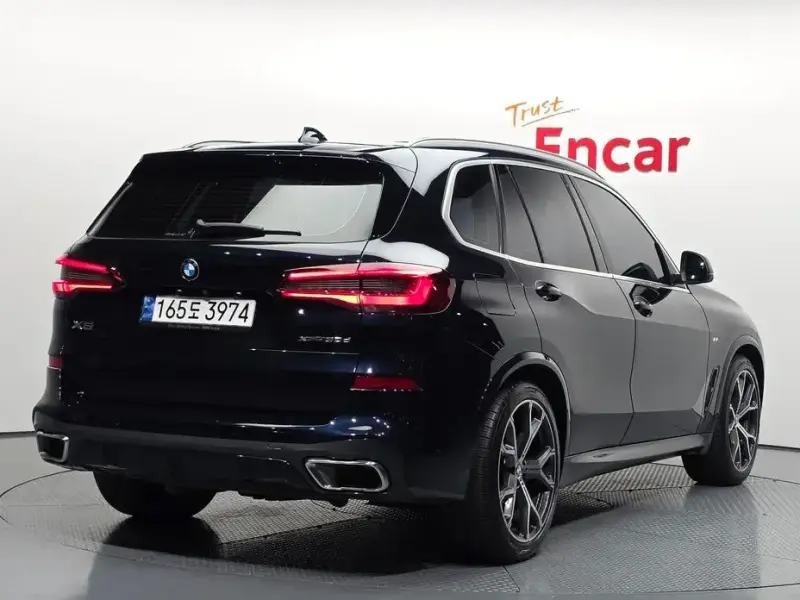 2023 BMW X5 с пробегом 101 299 км