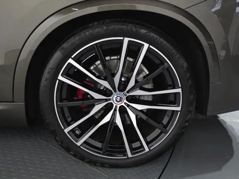 2023 BMW X5 с пробегом 48 063 км