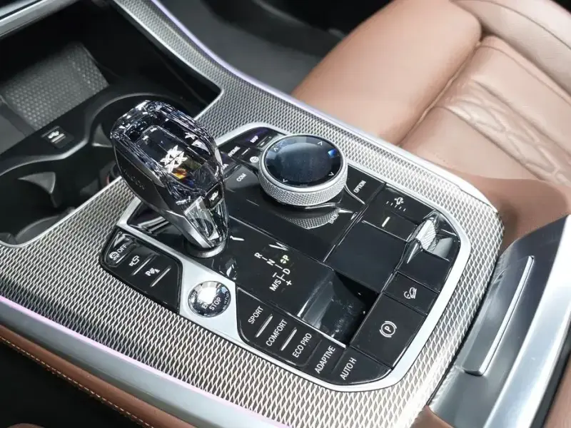 2023 BMW X5 с пробегом 101 299 км