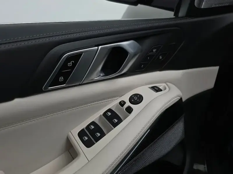 2023 BMW X5 с пробегом 48 063 км